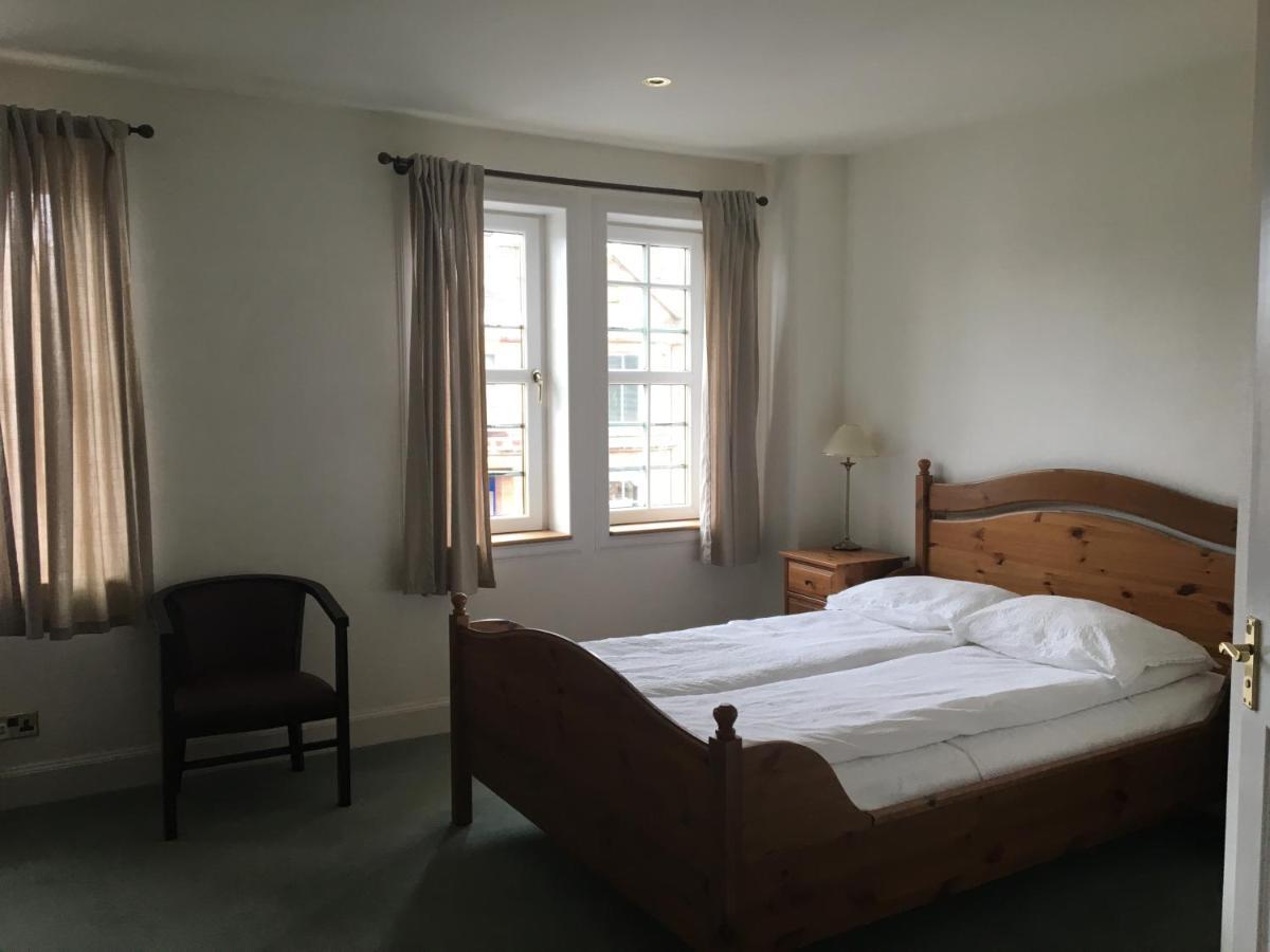 Thornhill Inn Екстериор снимка