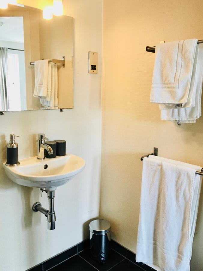 Thornhill Inn Екстериор снимка